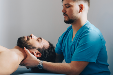 Chiropractor Pain Relief Spray Glide